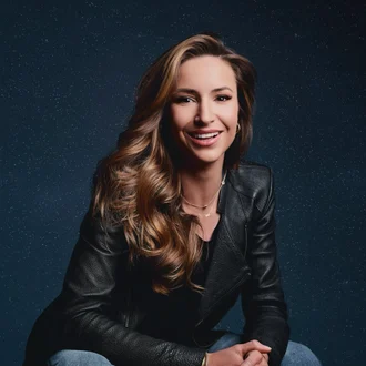 Kristin Fisher height profile photo