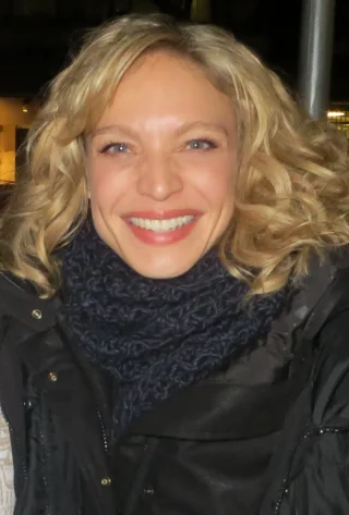 Kristin Lehman height profile photo