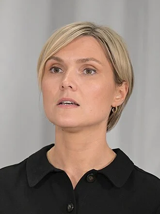 Kristrún Frostadóttir height profile photo