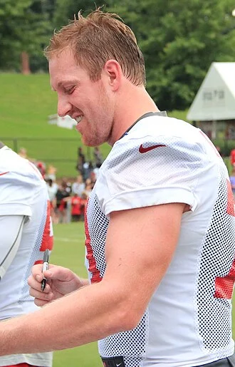 Kroy Biermann height profile photo