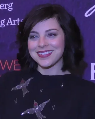 Krysta Rodriguez height profile photo