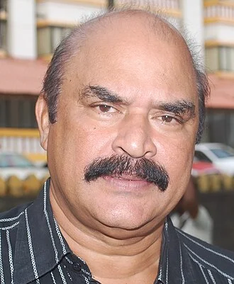 Kundara Johny height profile photo