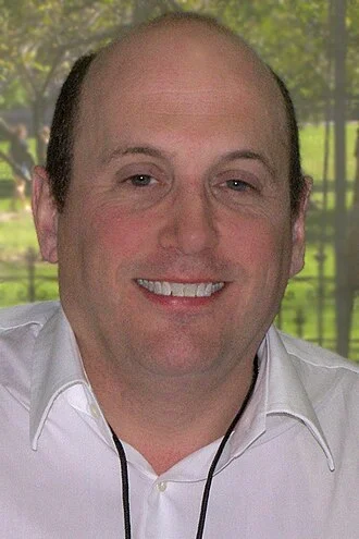 Kurt Eichenwald height profile photo