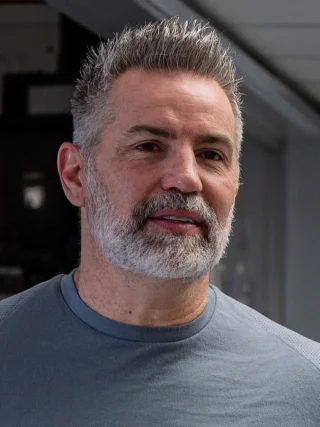 Kurt Warner height profile photo