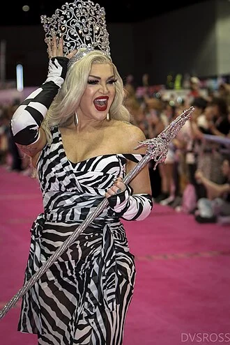 Kylie Sonique Love height profile photo