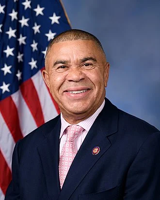 Lacy Clay height profile photo