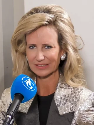 Lady Victoria Hervey height profile photo