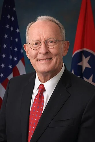 Lamar Alexander height profile photo
