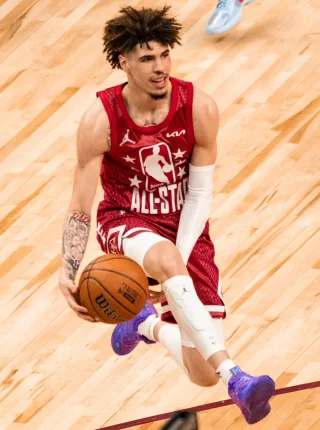 LaMelo Ball height profile photo