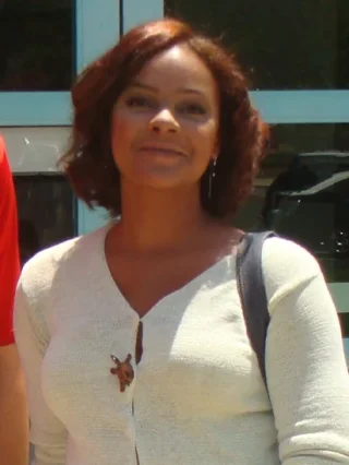 Lark Voorhies height profile photo