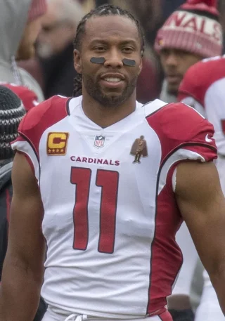 Larry Fitzgerald height profile photo
