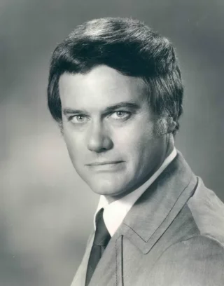 Larry Hagman height profile photo