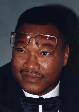 Larry Holmes height profile photo