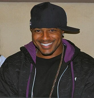 Larry Johnson (running back) height profile photo