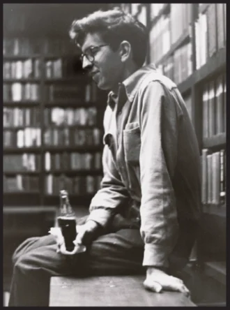 Larry McMurtry height profile photo