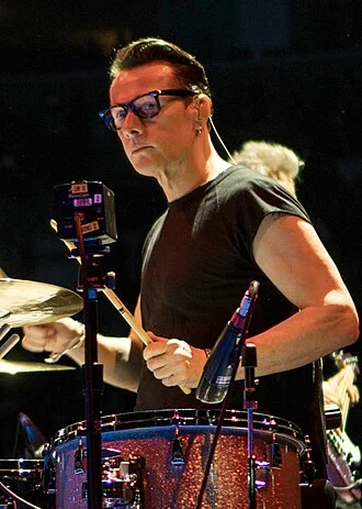 Larry Mullen Jr. height profile photo