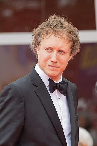 László Nemes height profile photo