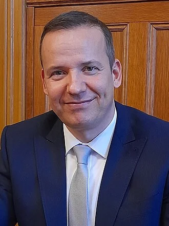 László Toroczkai height profile photo
