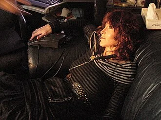 Laura Albert height profile photo
