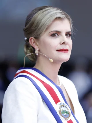 Laura Fernández Delgado height profile photo