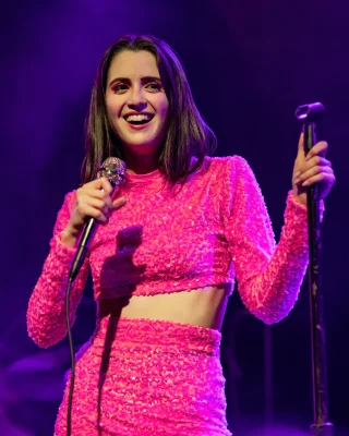 Laura Marano height profile photo