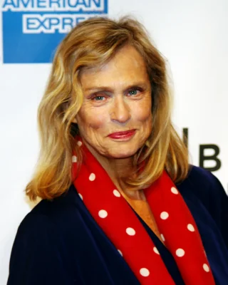 Lauren Hutton height profile photo