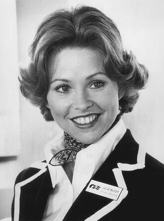 Lauren Tewes height profile photo
