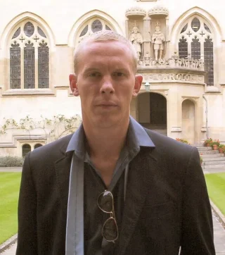 Laurence Fox height profile photo