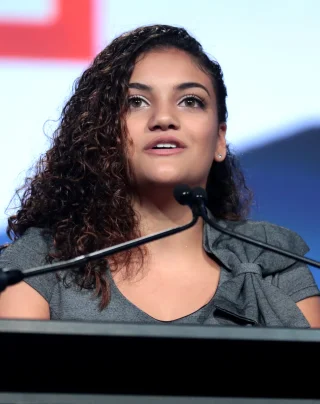 Laurie Hernandez height profile photo