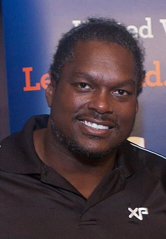 LaVar Arrington height profile photo