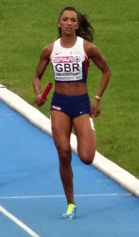 Laviai Nielsen height profile photo