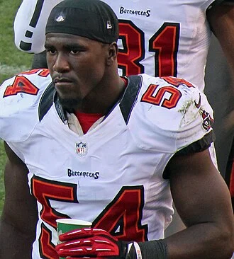 Lavonte David height profile photo