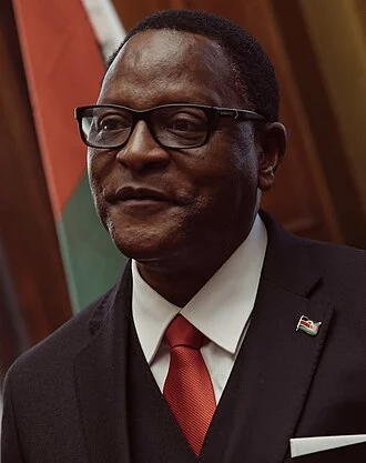 Lazarus Chakwera height profile photo
