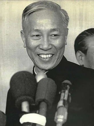 Lê Đức Thọ height profile photo