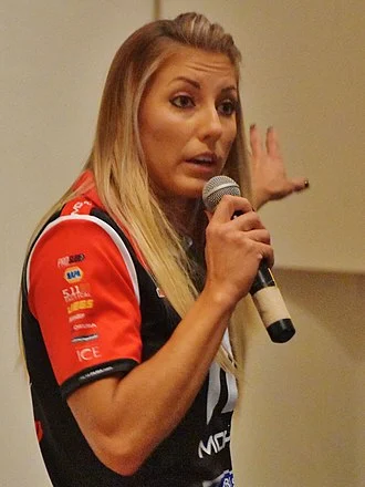 Leah Pruett height profile photo