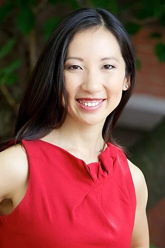 Leana Wen height profile photo