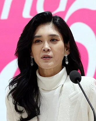 Lee Boo-jin height profile photo