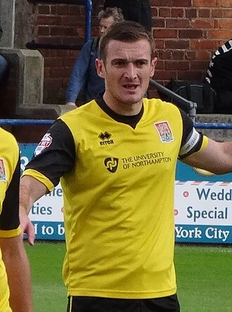 Lee Collins (footballer, born 1988) height profile photo