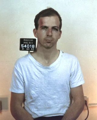 Lee Harvey Oswald height profile photo