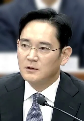 Lee Jae-yong height profile photo