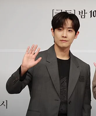 Lee Joon height profile photo