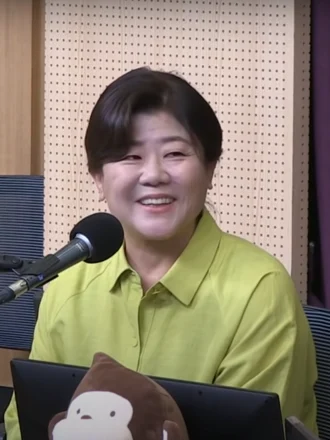 Lee Jung-eun (actress) height profile photo