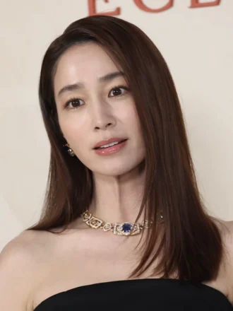 Lee Min-jung height profile photo