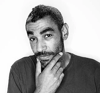 Leeroy Thornhill height profile photo