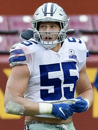Leighton Vander Esch height profile photo