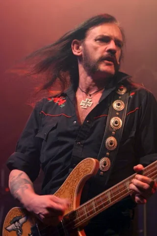 Lemmy height profile photo