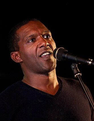 Lemn Sissay height profile photo