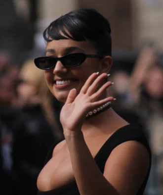 Léna Situations height profile photo