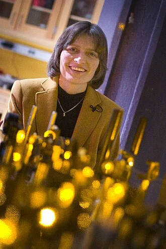 Lene Hau height profile photo