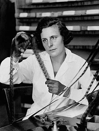 Leni Riefenstahl height profile photo